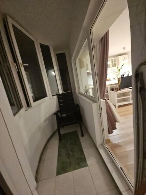 公寓 Lovely One Bedroom Condo Next Mall Vitan 布加勒斯特