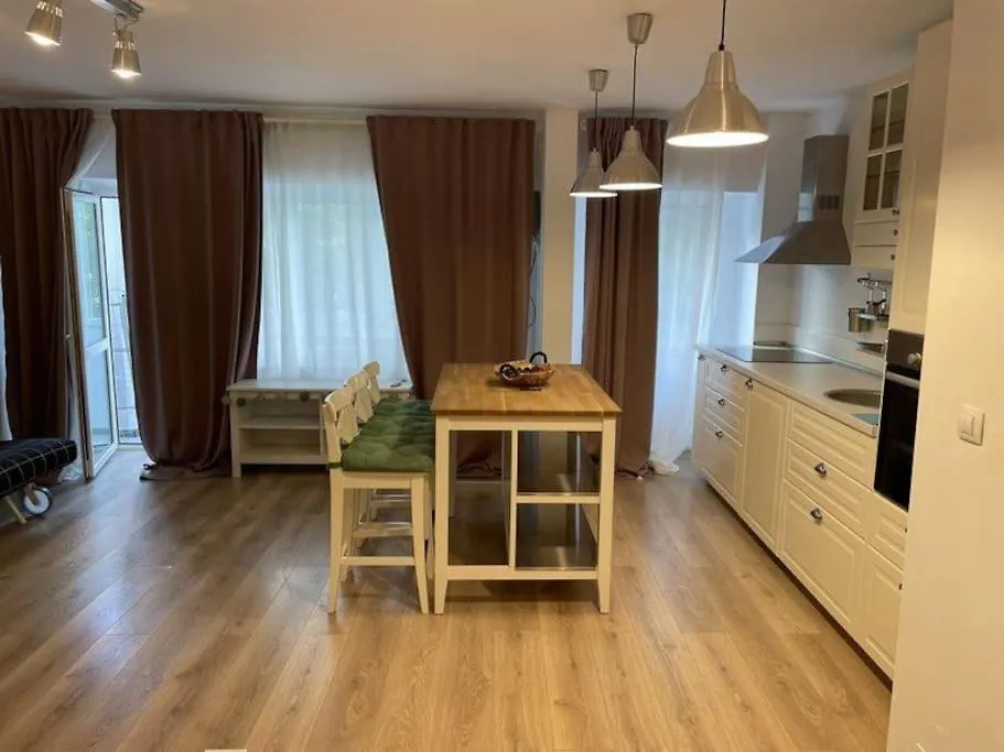 Lovely One Bedroom Condo Next Mall Vitan Bucureşti România
