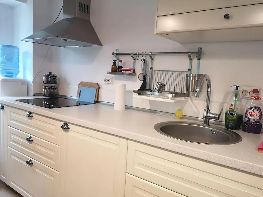Apartament Lovely One Bedroom Condo Next Mall Vitan Bucureşti